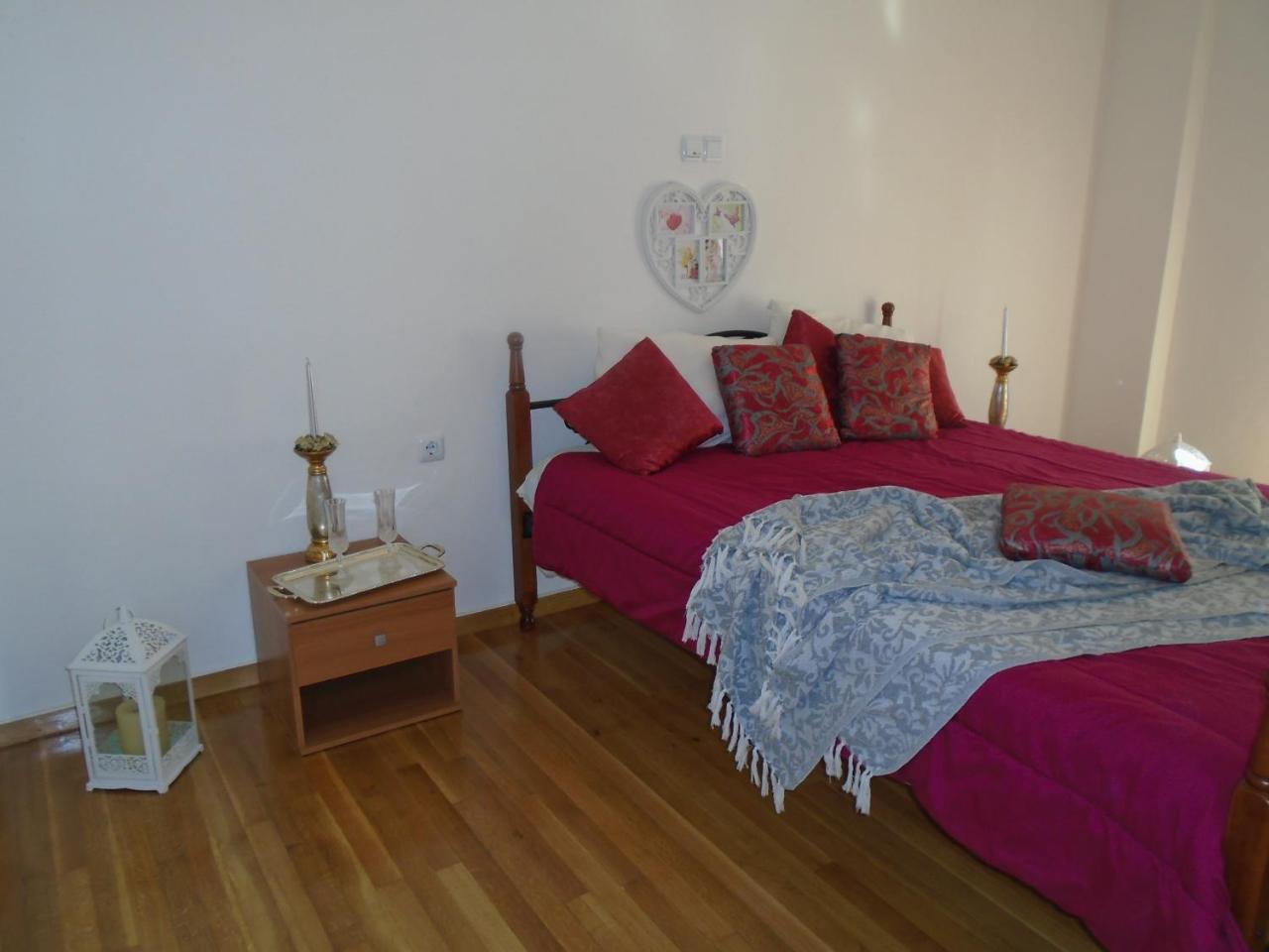 Veikou Beautiful Homes Athena Bagian luar foto